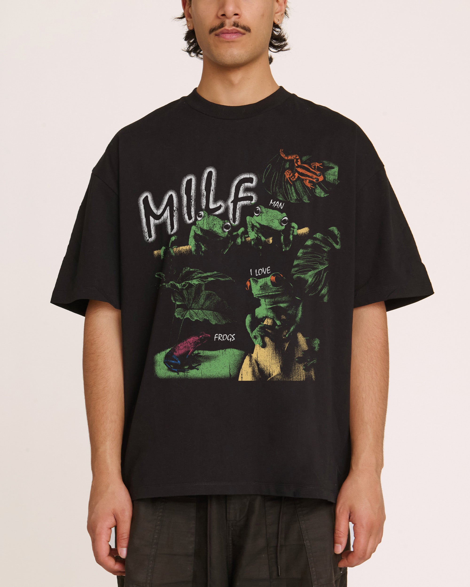 Man I Love Frogs Jungle Edition Black Oversized Tee