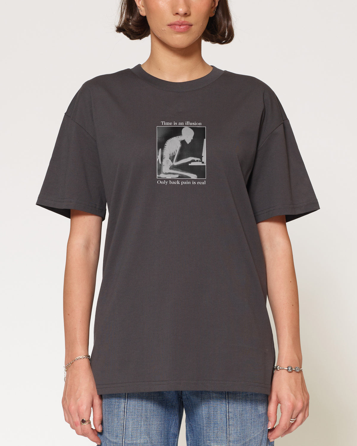 Time is an illusion Charcoal T-Shirt