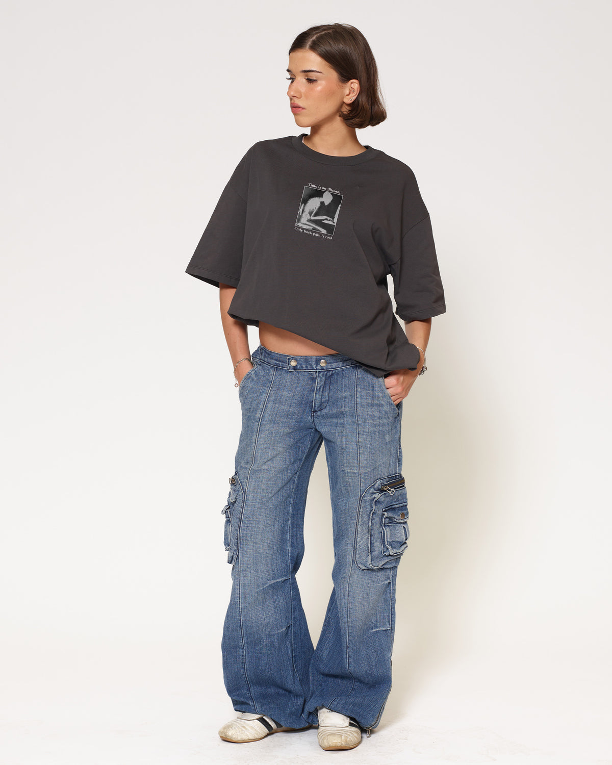 Time is an illusion Charcoal Oversized Tee