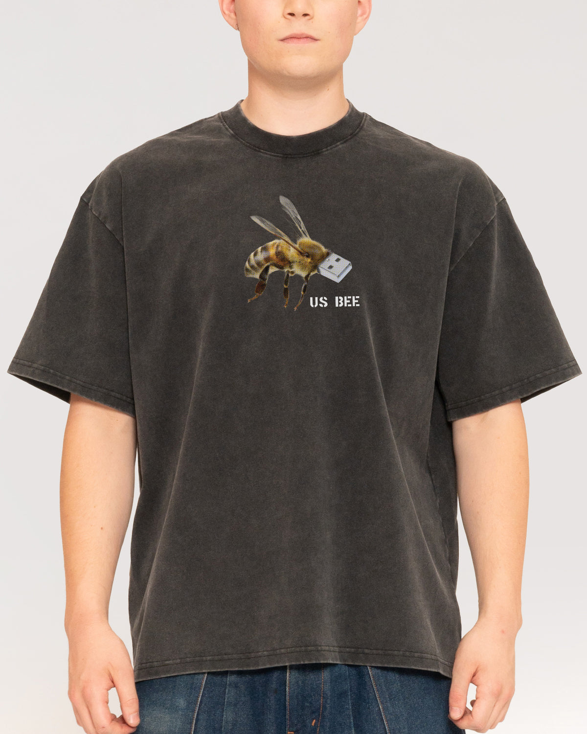 US BEE Oversized Tee