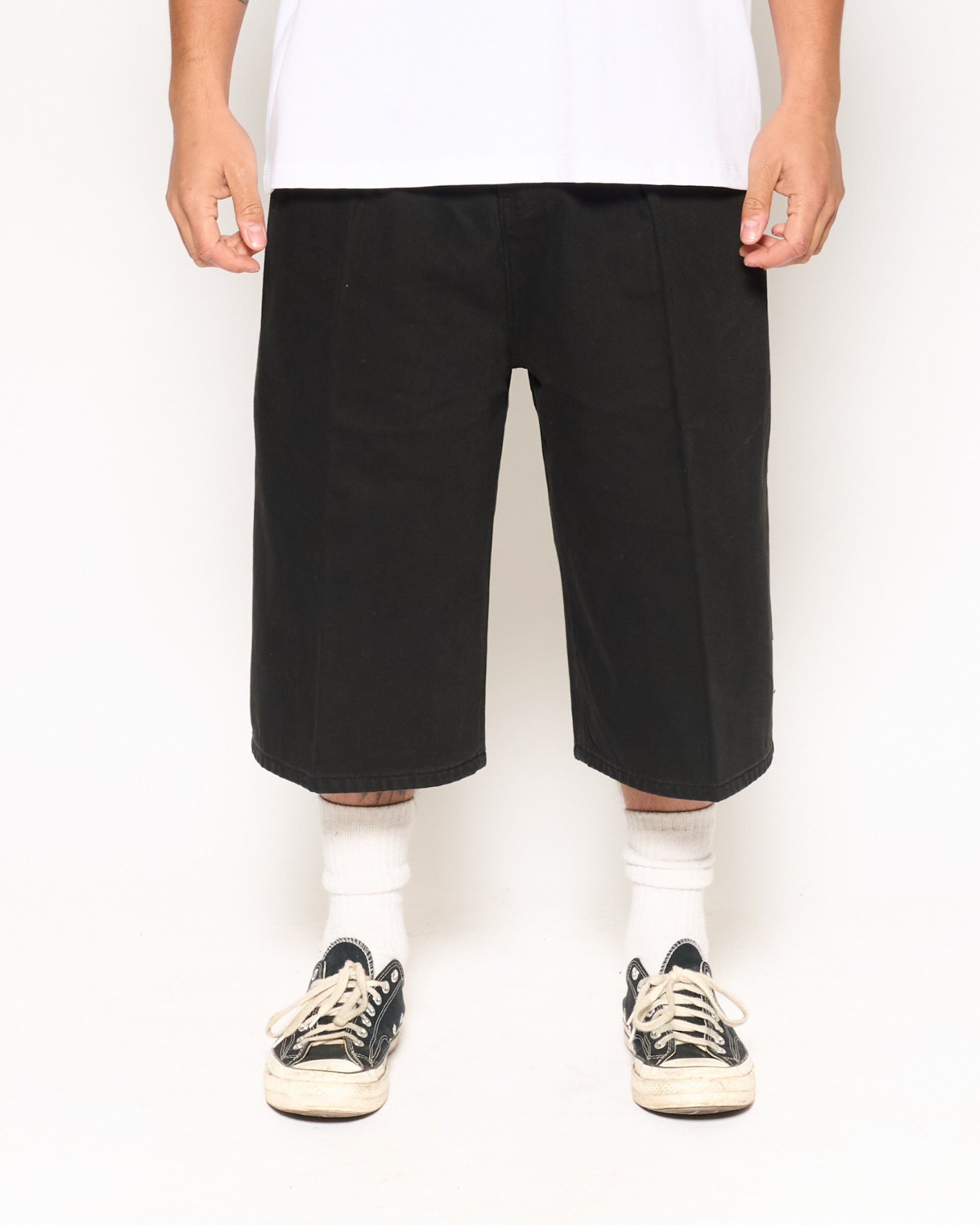 On Air Black Jorts