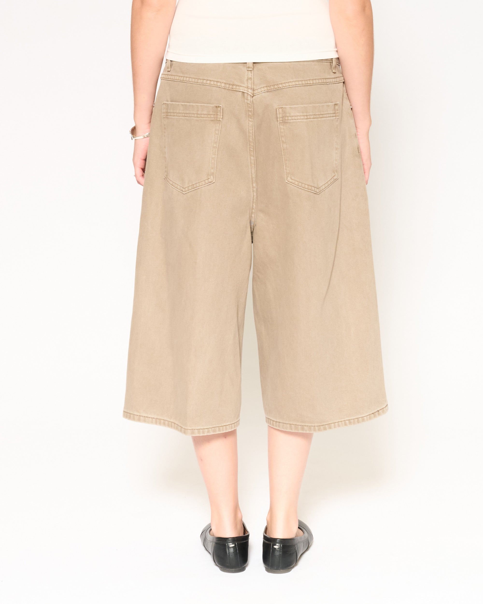 On Air Beige Jorts
