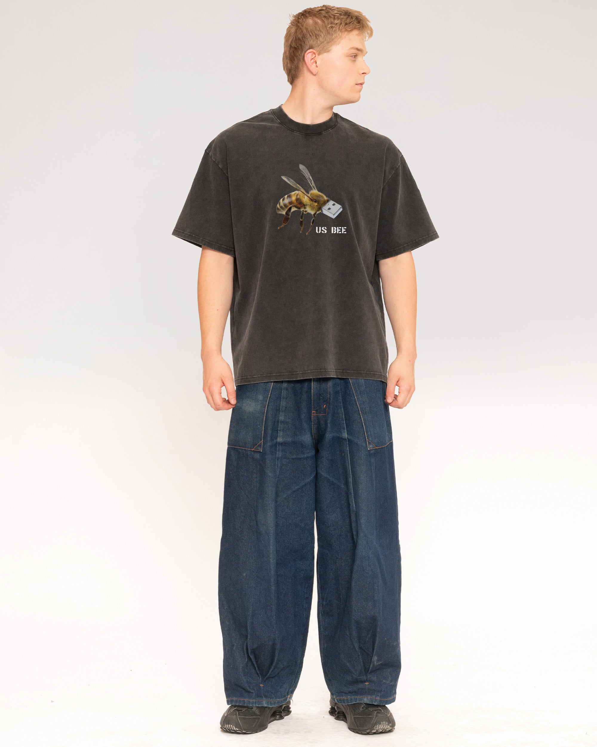 US BEE Black Stone Oversized Tee