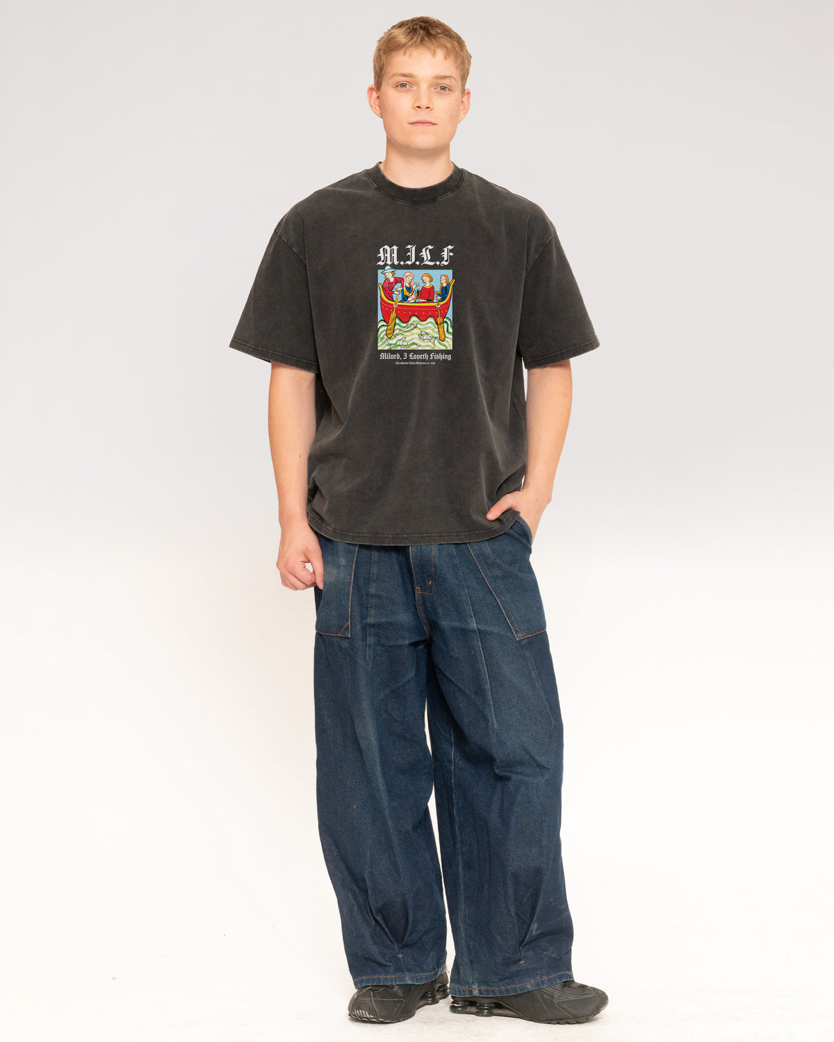 Milord, I Love Fishing Black Stone Oversized Tee