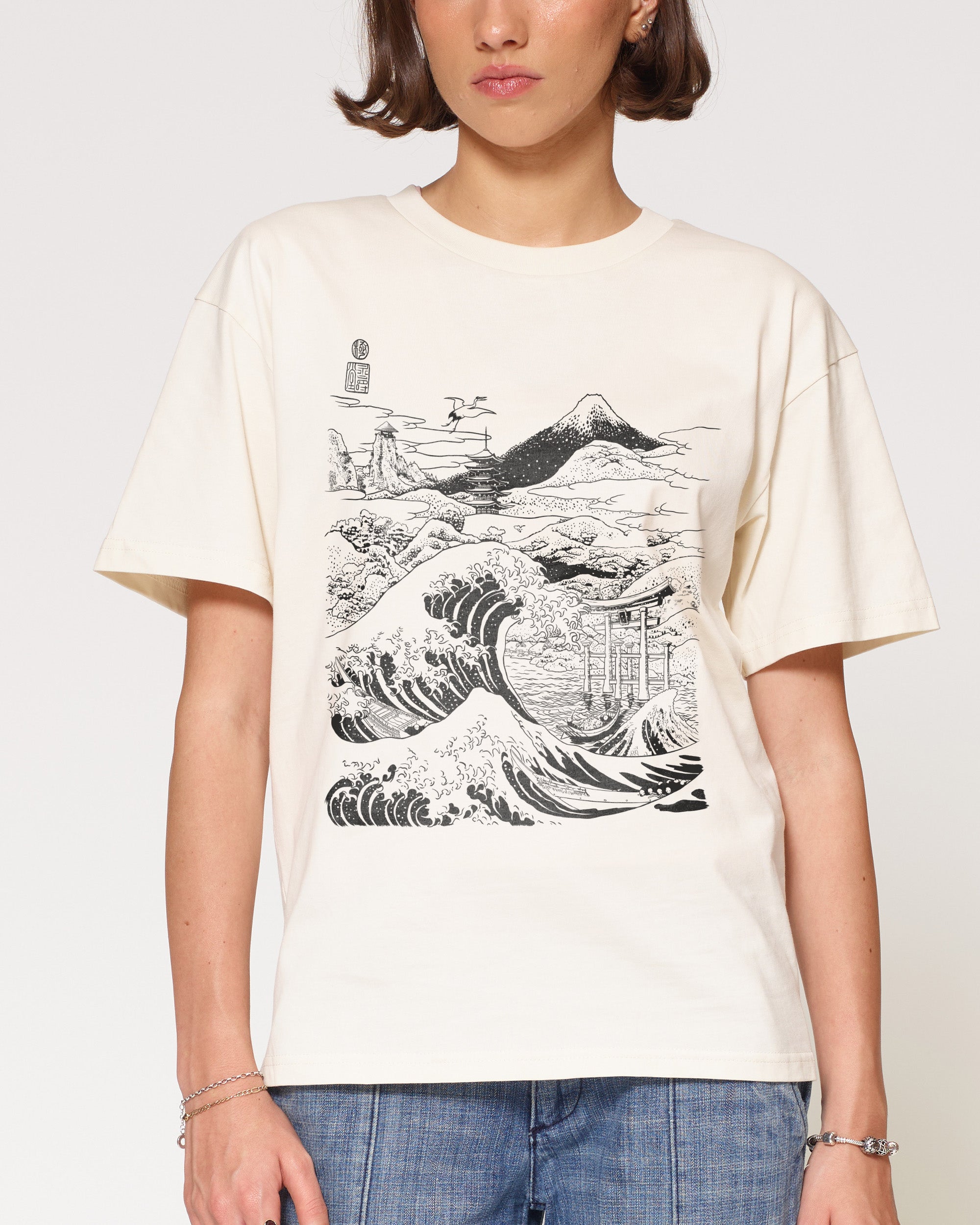The Great Wave on Mount Fujiyama T-Shirt
