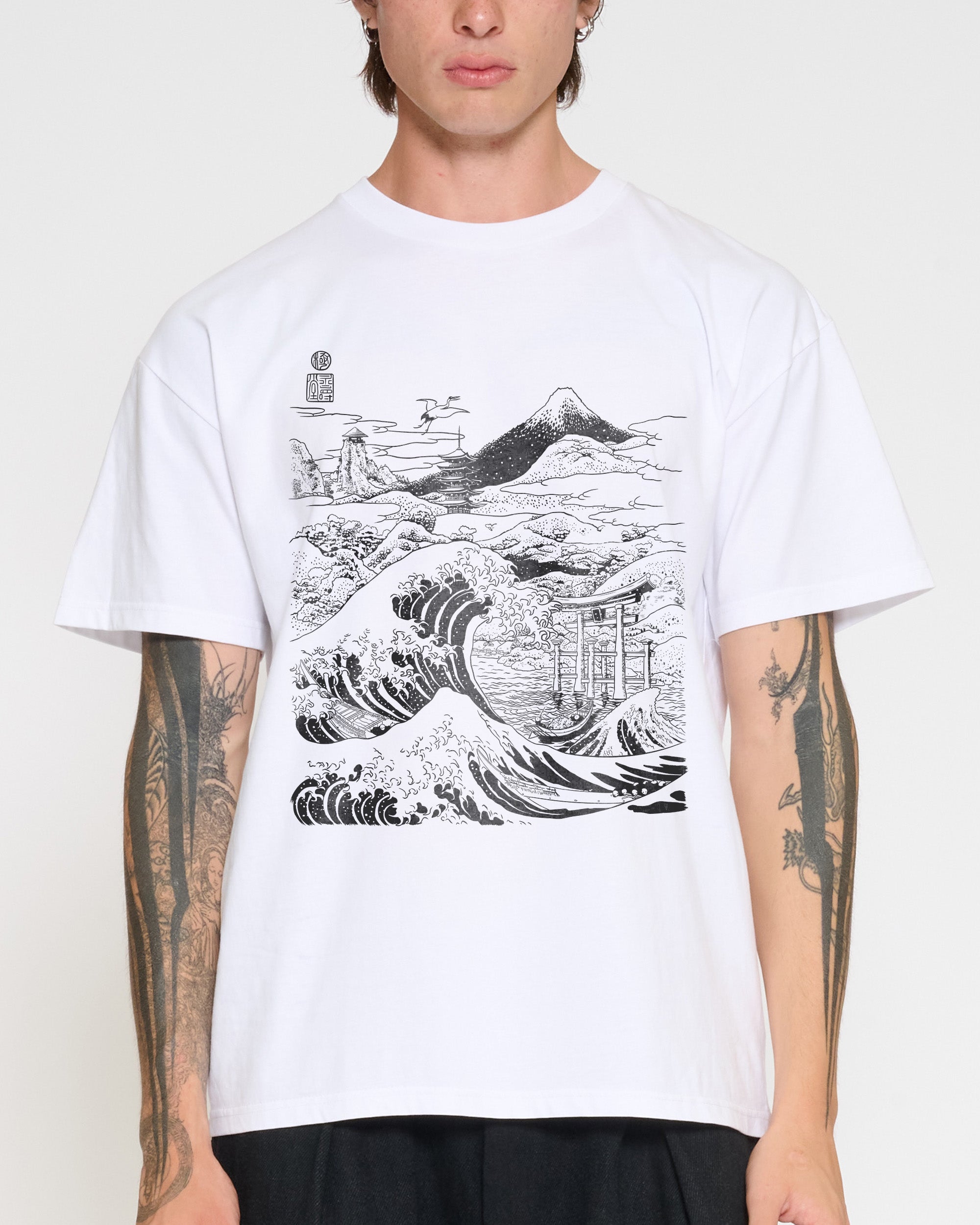 The Great Wave on Mount Fujiyama T-Shirt